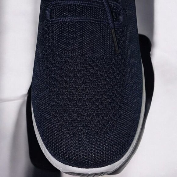 Members Only Light Weight Breathable Cross Trainers Cushioned Sole Navy NEW 10M - Picture 3 of 8